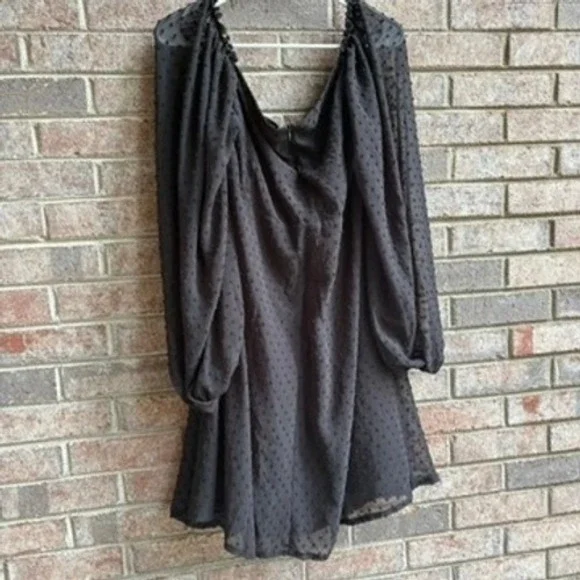 Missguided Plus Black Long Sleeve Swiss Dot Dress – US 20 – NWT - Picture 10 of 16